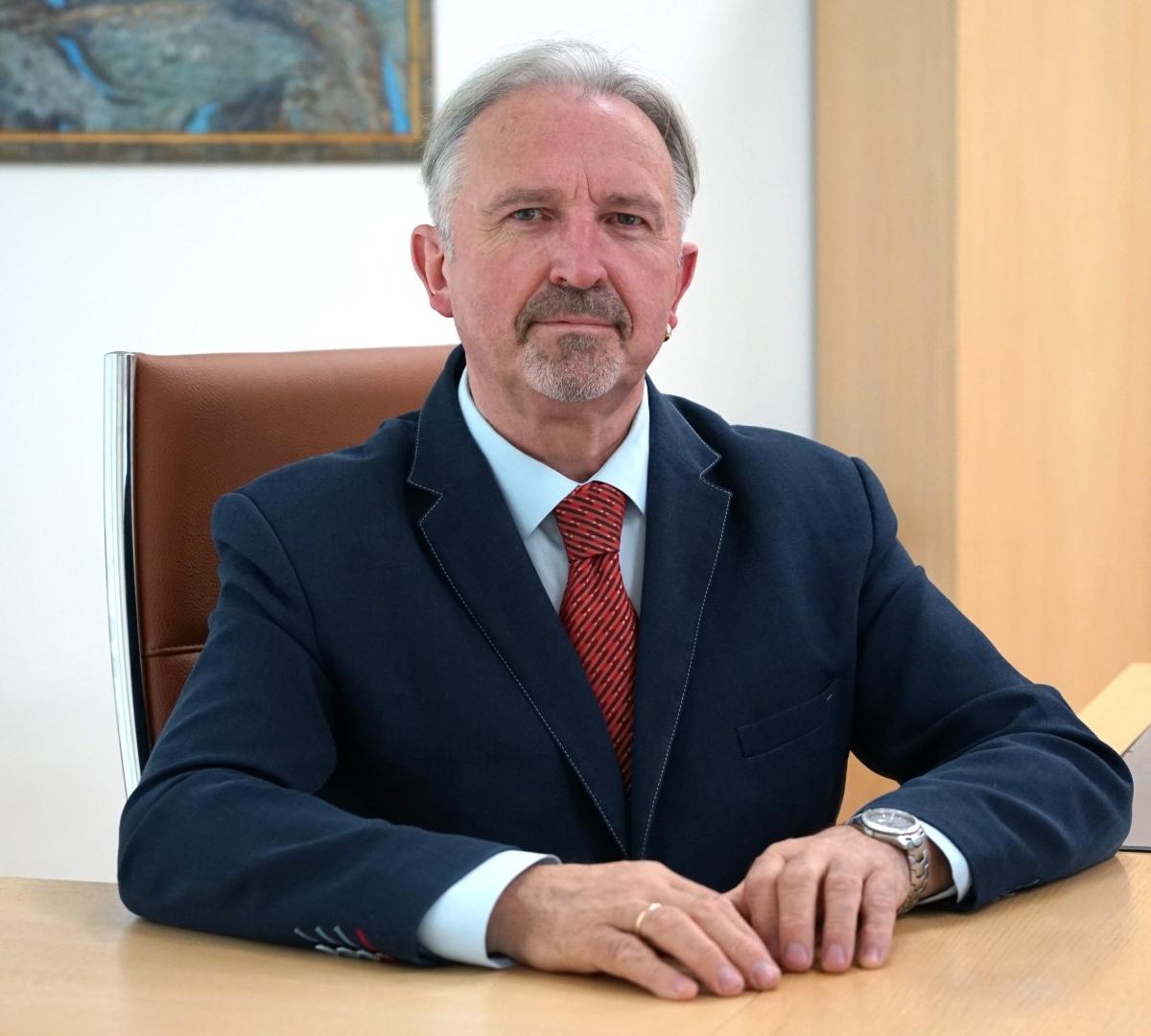 Prof. Bronius Maskuliūnas vadovaus bibliotekai dar vieną kadenciją